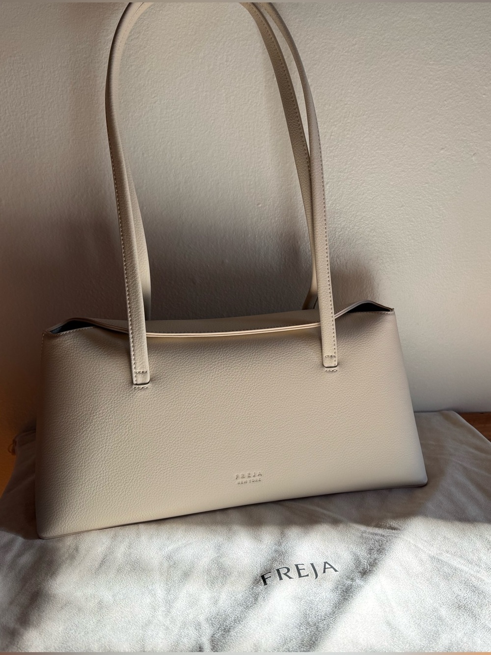 Freja Christie Shoulder Bag Cream White NEW